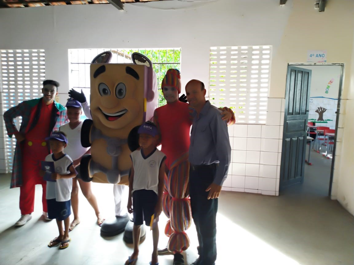 Camacã: Projeto Lápis na Mão chega às escolas do município